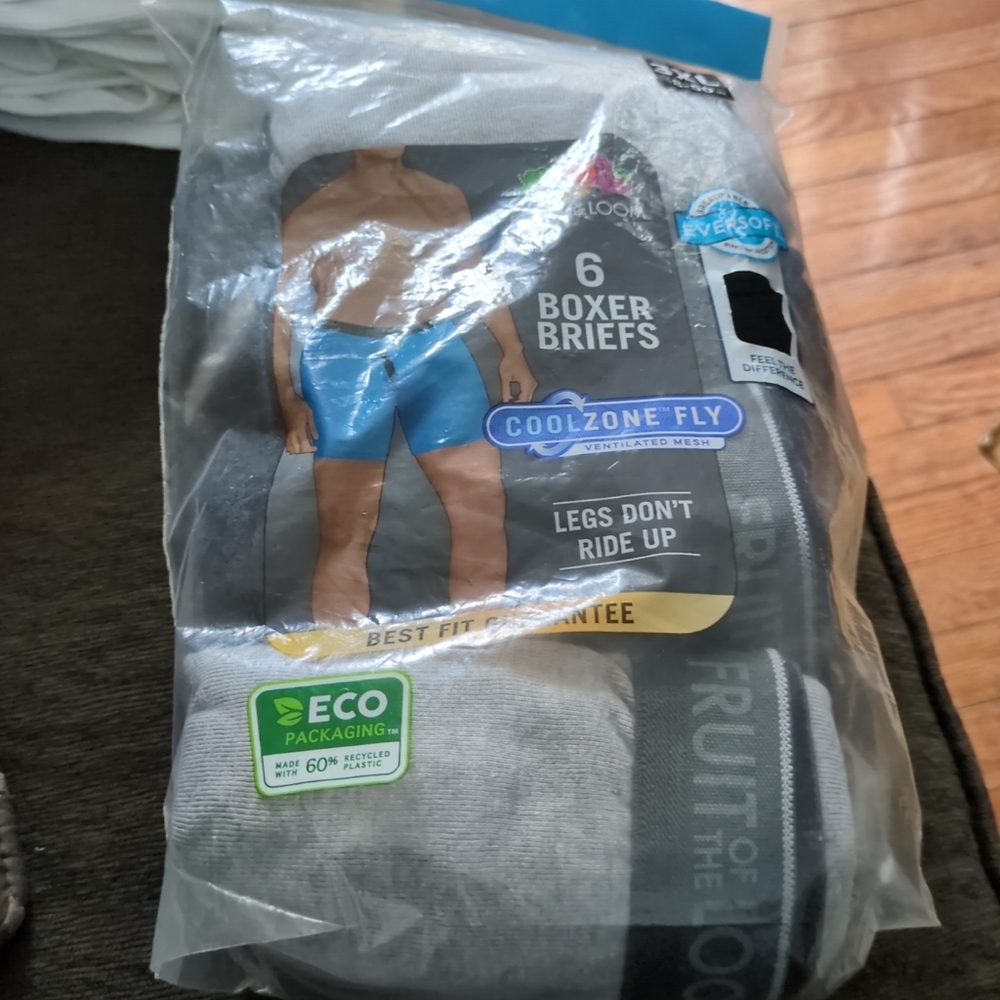 Fruit Of the Loom 4 Boxer Briefs Black And GrayMens Size 3XL Size 48-50 IN